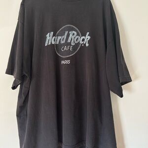 Hard Rock Cafe Paris black t-shirt
